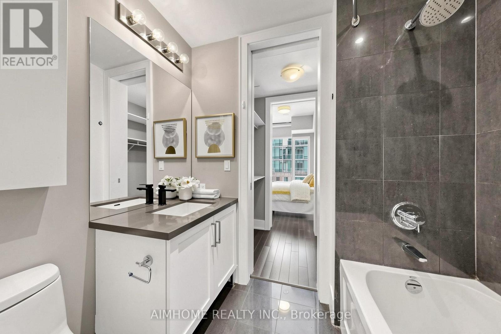 328 - 39 Queens Quay, Toronto, ON - Indoor Photo Showing Bathroom