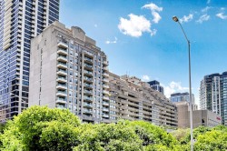 1801-388 Bloor Street EToronto, ON M4W 3W9