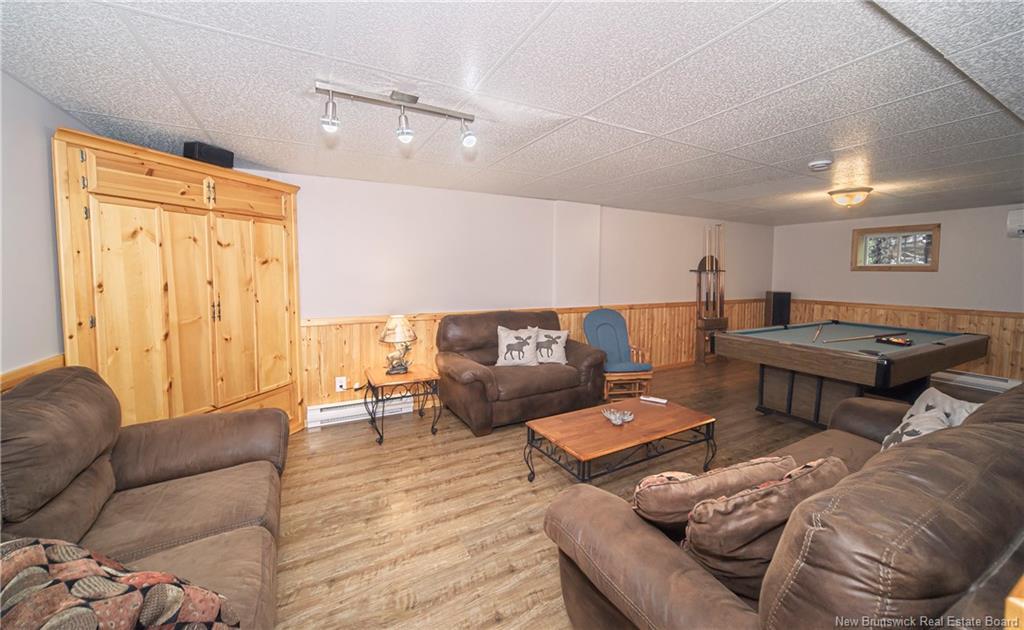 19 Christopher Dr, Burton, NB