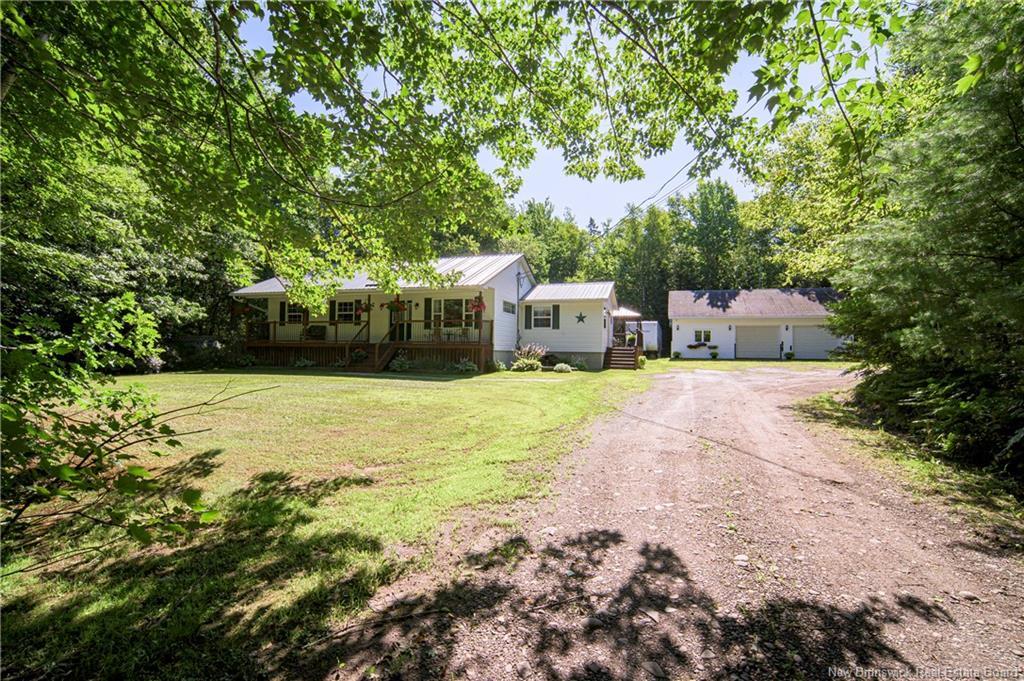 19 Christopher Dr, Burton, NB