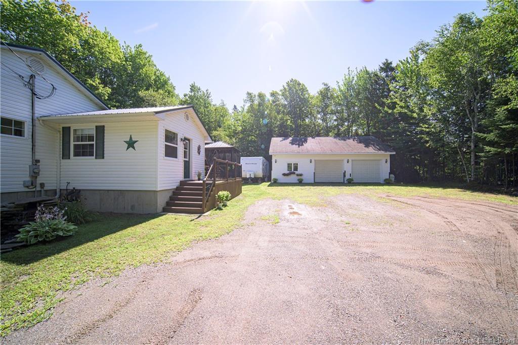 19 Christopher Dr, Burton, NB
