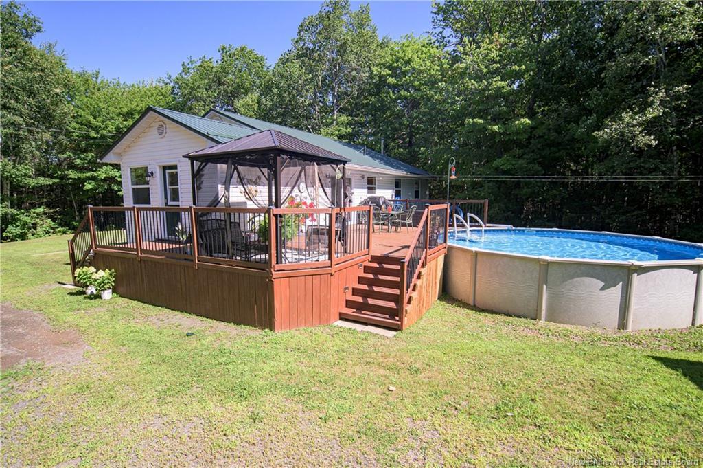 19 Christopher Dr, Burton, NB