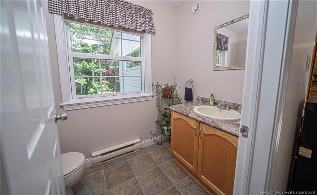 19 Christopher Dr, Burton, NB