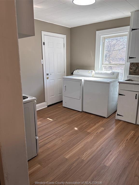 3417 Cross, Windsor, ON