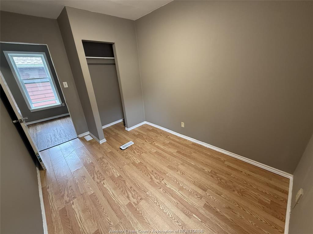 3417 Cross, Windsor, ON