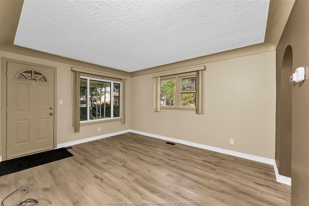 699 Capitol, Windsor, ON