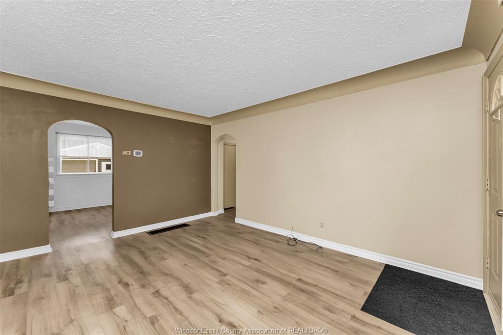 699 Capitol, Windsor, ON