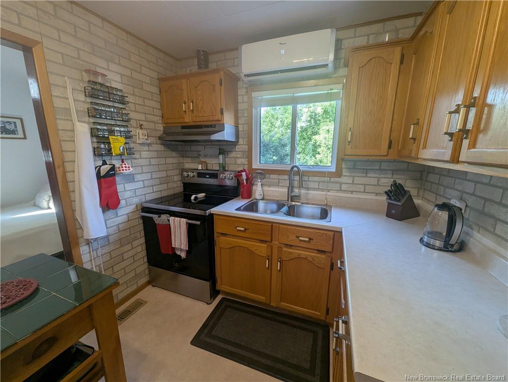 2625 Miramichi, Bathurst, NB