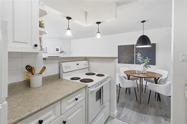 8-700 Blantyre Ave, Winnipeg, MB - Indoor Photo Showing Kitchen