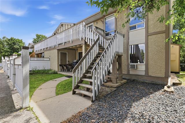 8-700 Blantyre Ave, Winnipeg, MB - Outdoor With Exterior