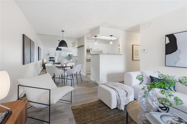 8-700 Blantyre Ave, Winnipeg, MB - Indoor