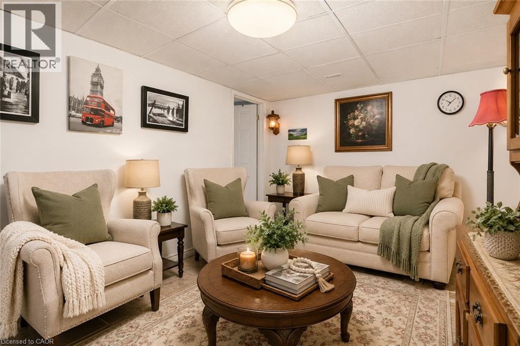 Virtually Staged - 374 Upper Wentworth Street, Hamilton, ON - Indoor Photo Showing Living Room