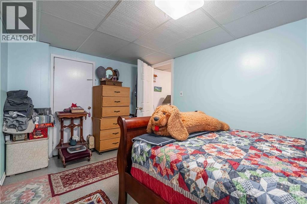 374 Upper Wentworth Street, Hamilton, ON - Indoor Photo Showing Bedroom