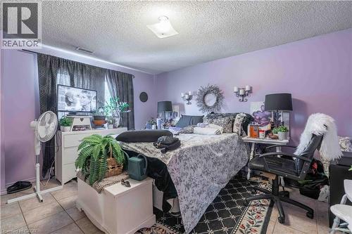 374 Upper Wentworth Street, Hamilton, ON - Indoor