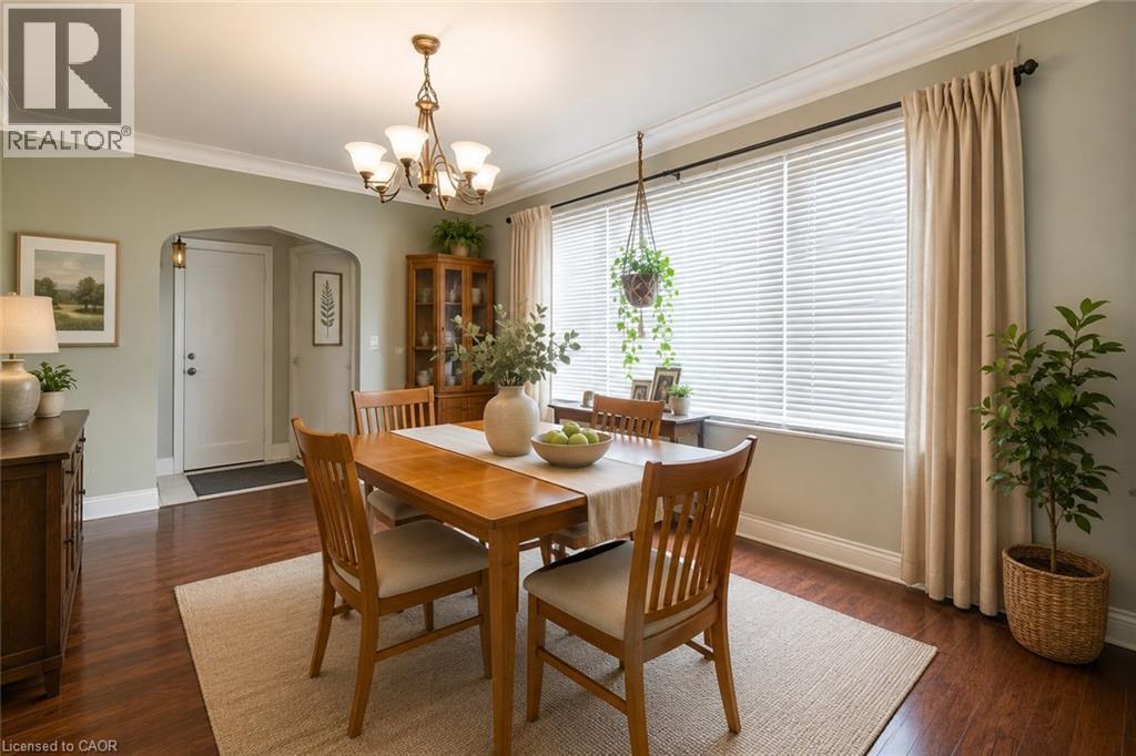 Virtually Staged - 374 Upper Wentworth Street, Hamilton, ON - Indoor Photo Showing Dining Room