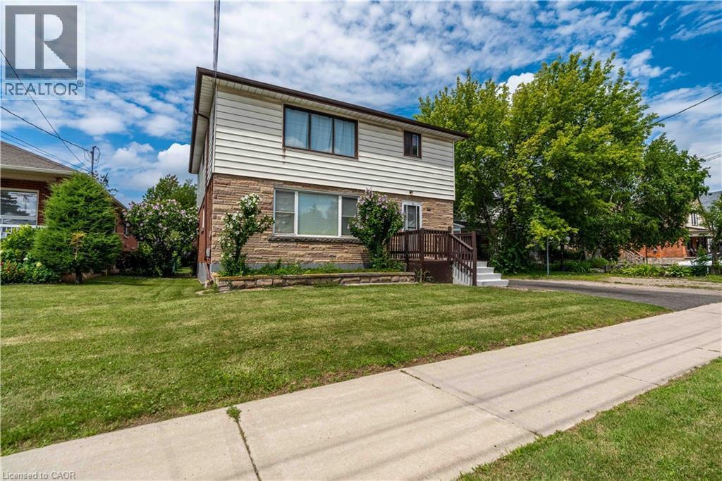 374 Upper Wentworth Street, Hamilton, ON - Outdoor