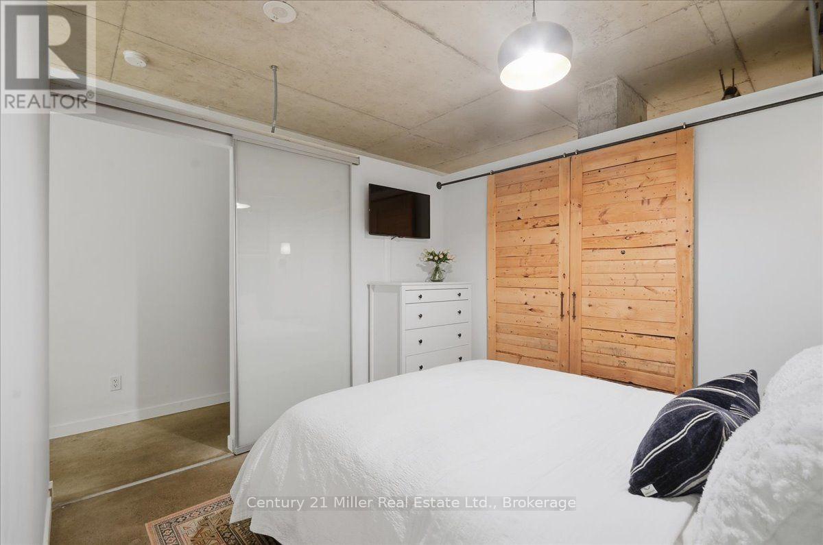 518 - 150 Sudbury Street, Toronto (Little Portugal), ON - Indoor Photo Showing Bedroom