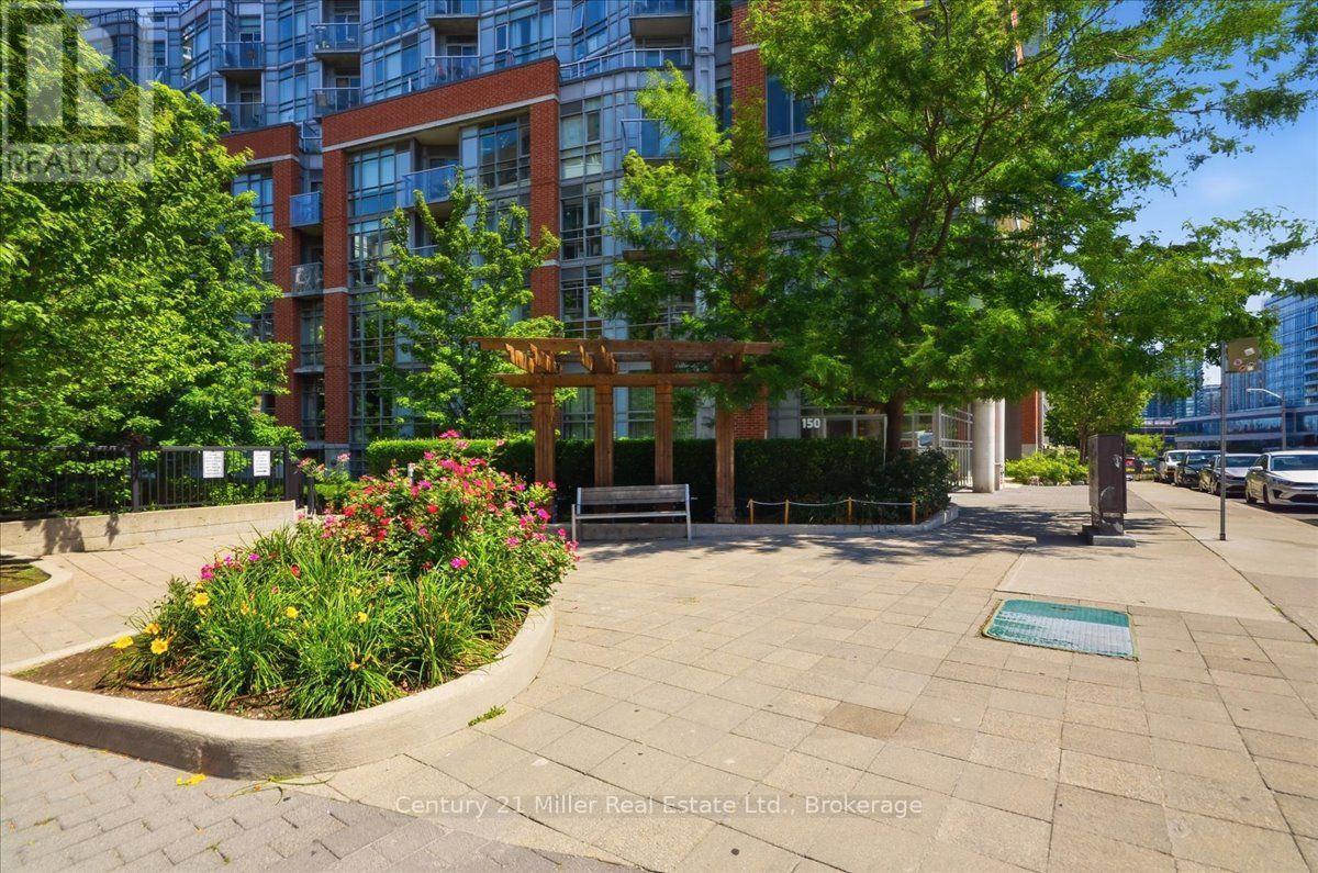 518 - 150 Sudbury Street, Toronto (Little Portugal), ON - Outdoor