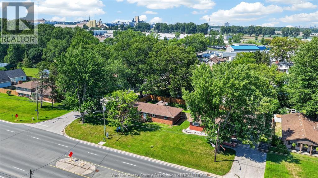 520 Front Road, Lasalle, ON - Outdoor With View