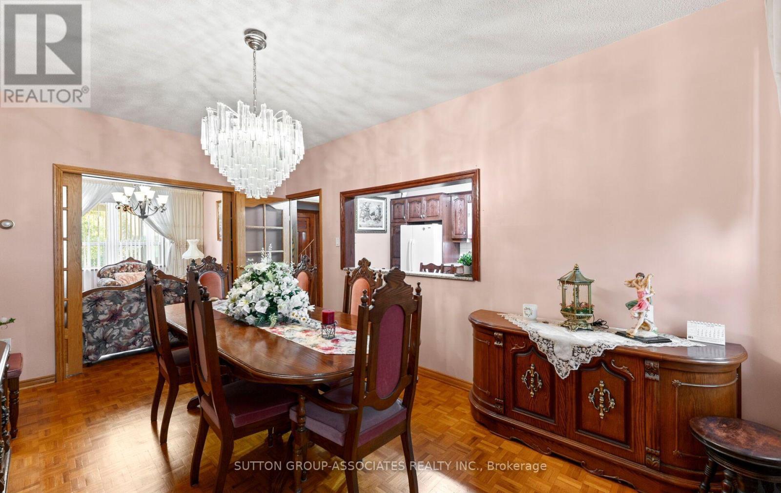 183 Glenholme Avenue, Toronto, ON - Indoor Photo Showing Dining Room