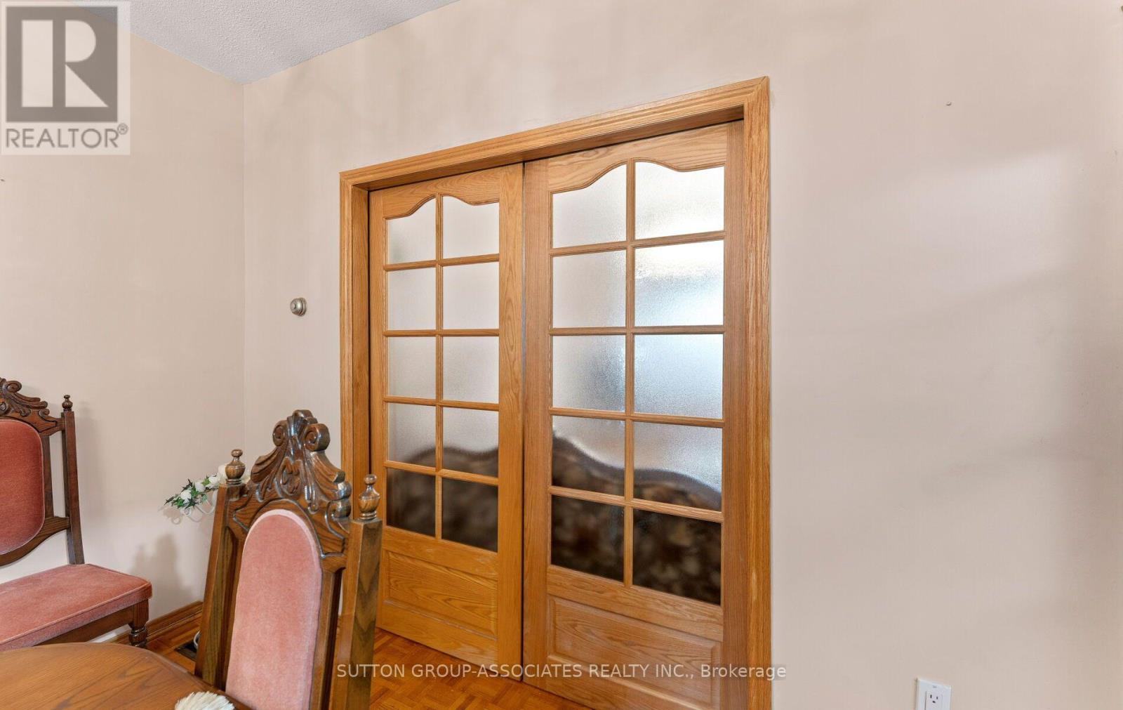 183 Glenholme Avenue, Toronto, ON - Indoor