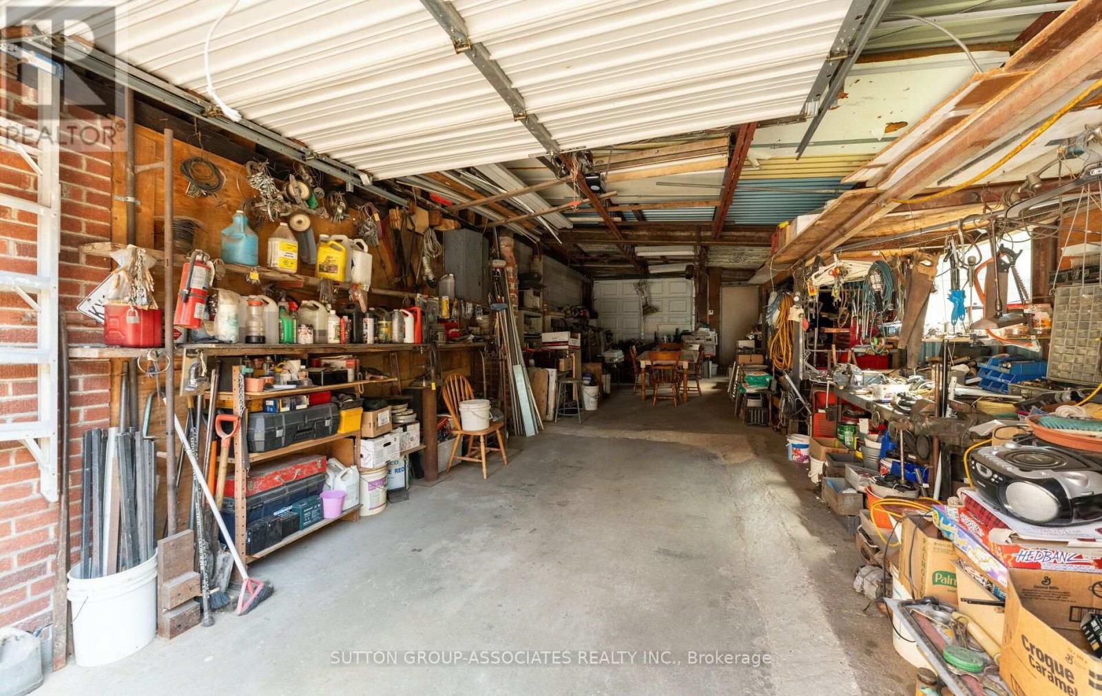 183 Glenholme Avenue, Toronto, ON - Indoor Photo Showing Garage