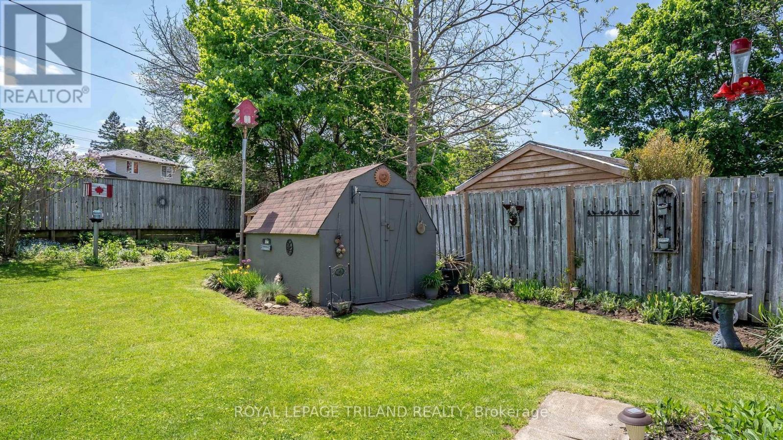 7 Stirling Crescent, St. Thomas, ON - Outdoor