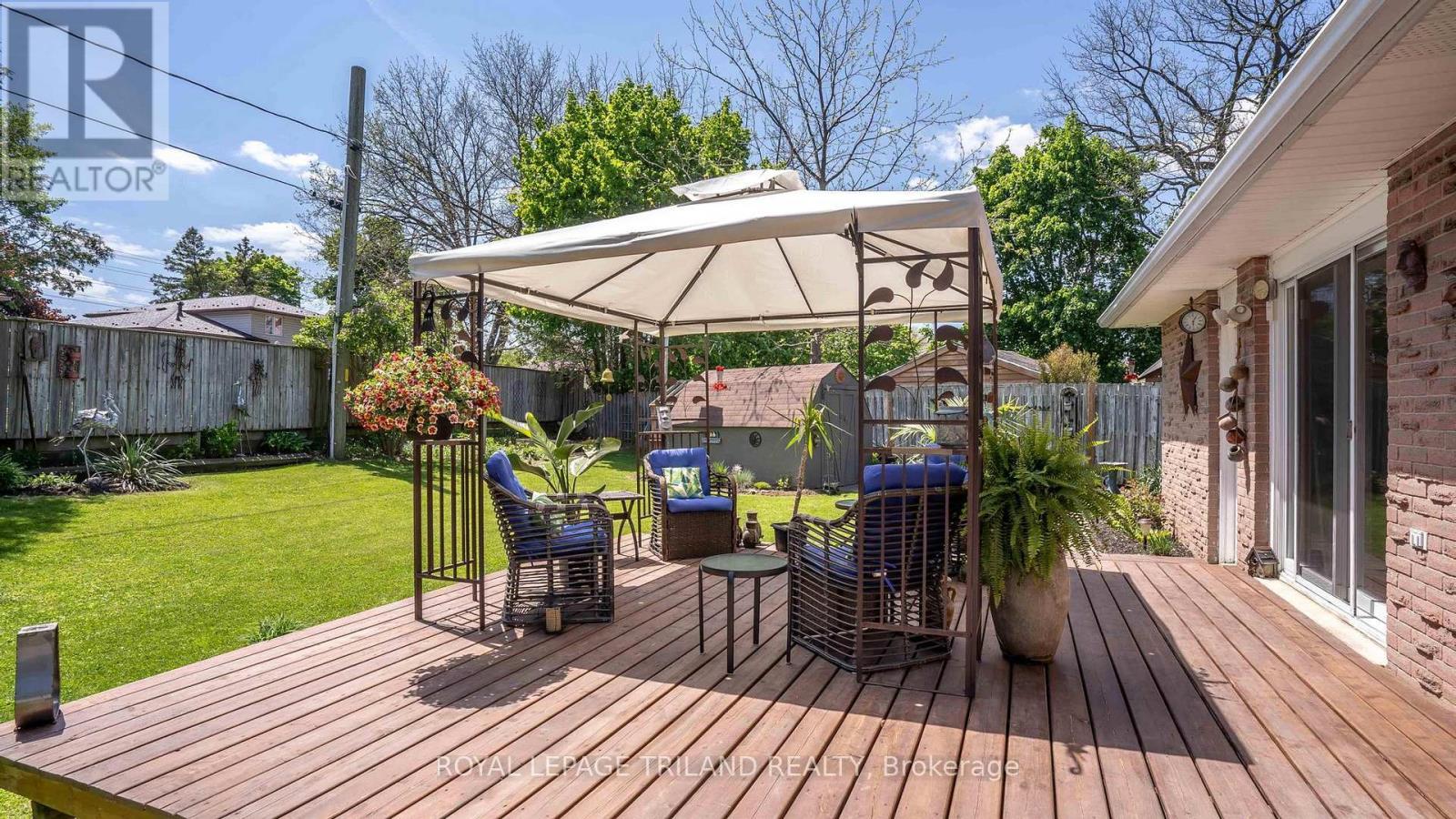 7 Stirling Crescent, St. Thomas, ON - Outdoor With Deck Patio Veranda