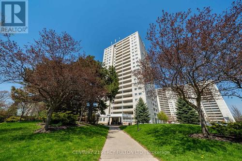 2006 - 1350 YORK MILLS ROAD  Toronto, ON M3A 2A1