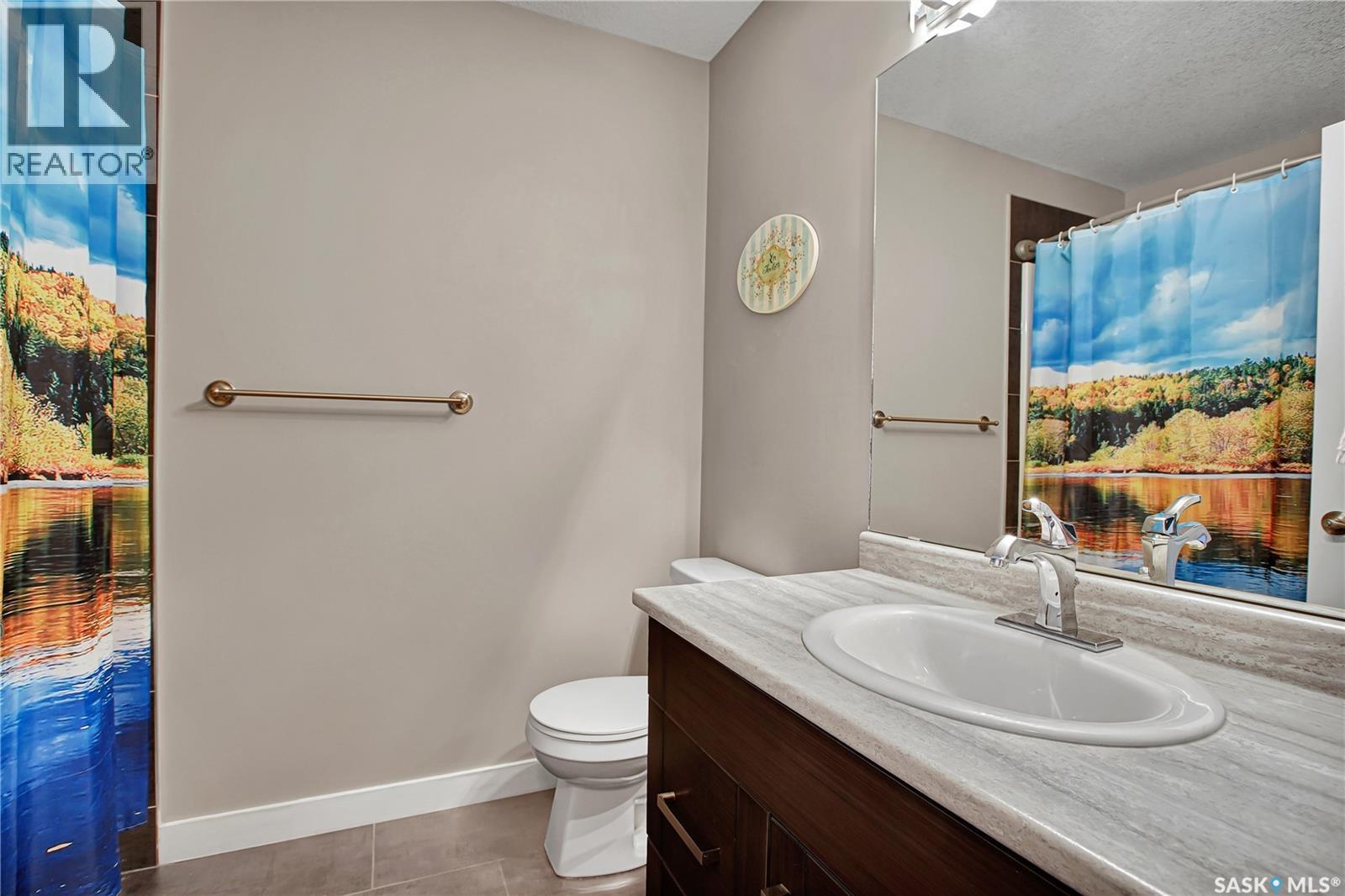 539 Maple Crescent, Warman, SK - Indoor Photo Showing Bathroom
