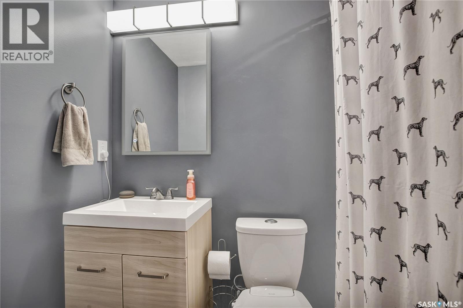 539 Maple Crescent, Warman, SK - Indoor Photo Showing Bathroom
