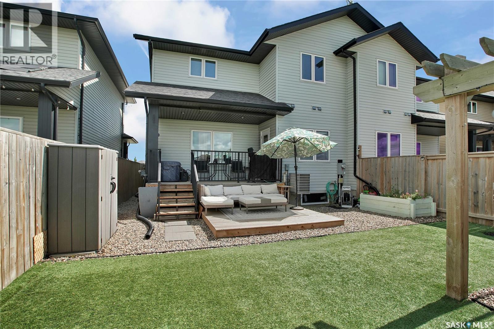 539 Maple Crescent, Warman, SK - Outdoor With Deck Patio Veranda
