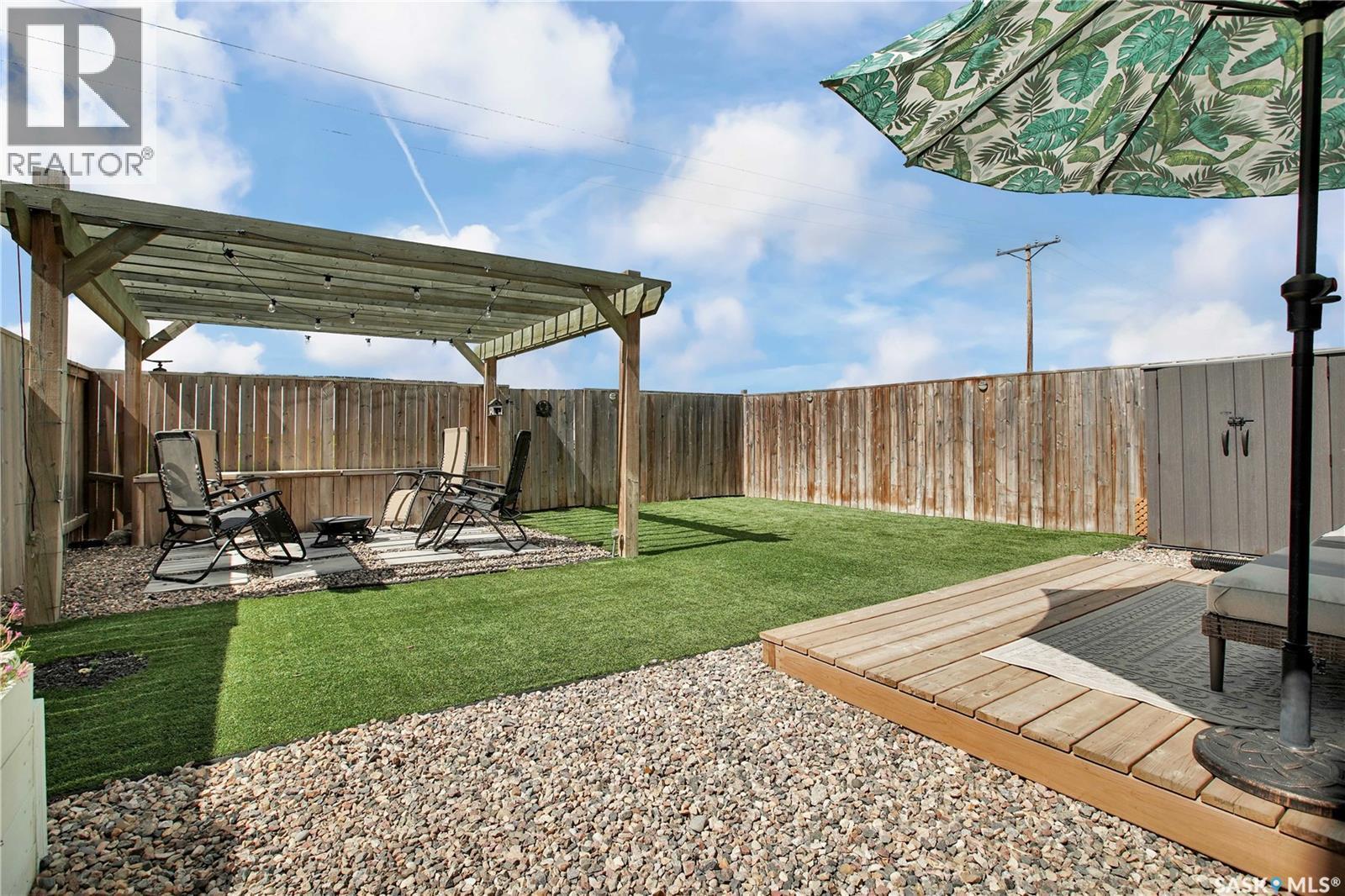539 Maple Crescent, Warman, SK - Outdoor With Deck Patio Veranda