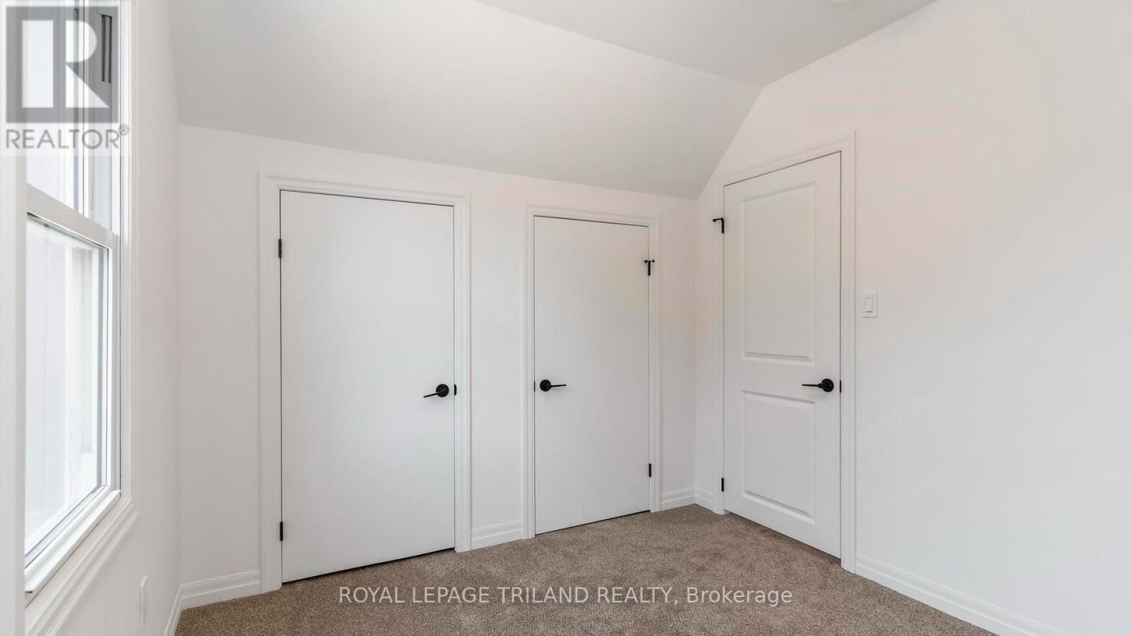 114 Fairview Avenue, St. Thomas, ON - Indoor Photo Showing Other Room