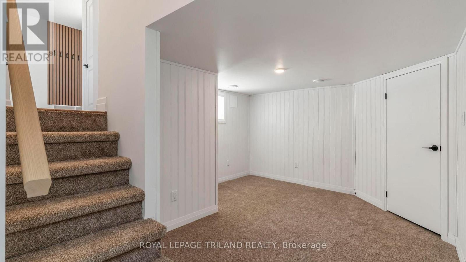 114 Fairview Avenue, St. Thomas, ON - Indoor Photo Showing Other Room