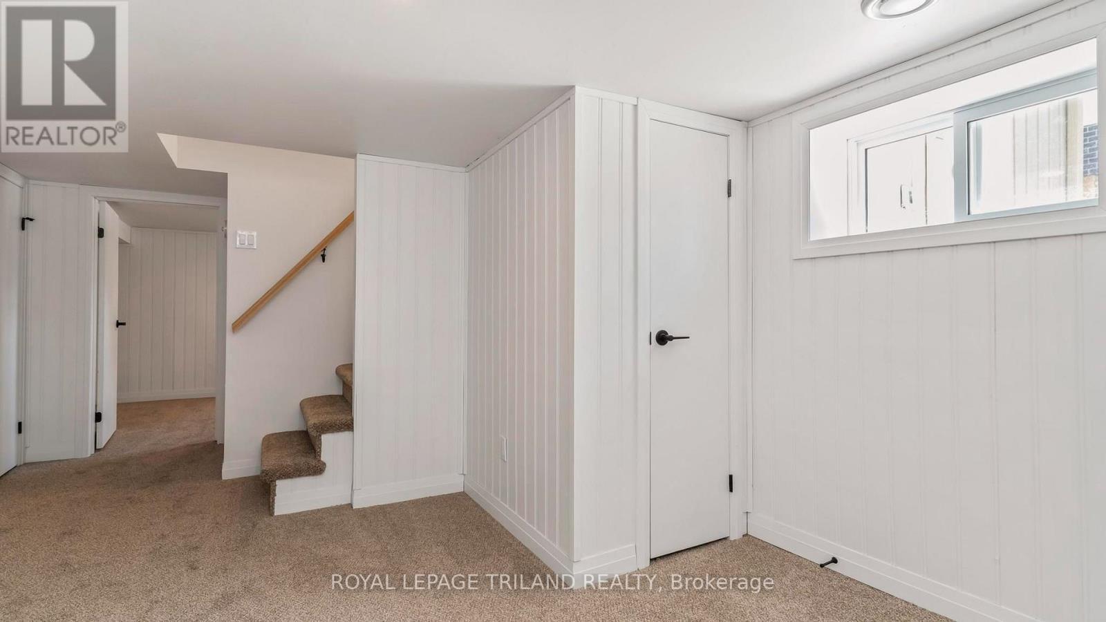 114 Fairview Avenue, St. Thomas, ON - Indoor Photo Showing Other Room