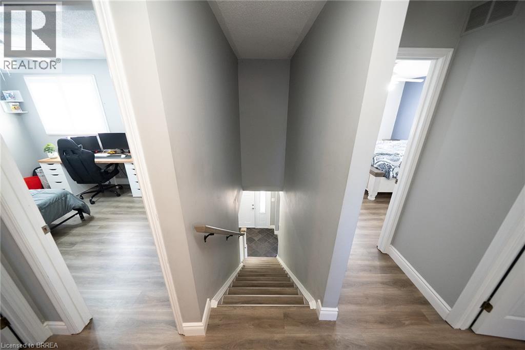 20 Hogarth Road, Brantford, ON - Indoor Photo Showing Other Room