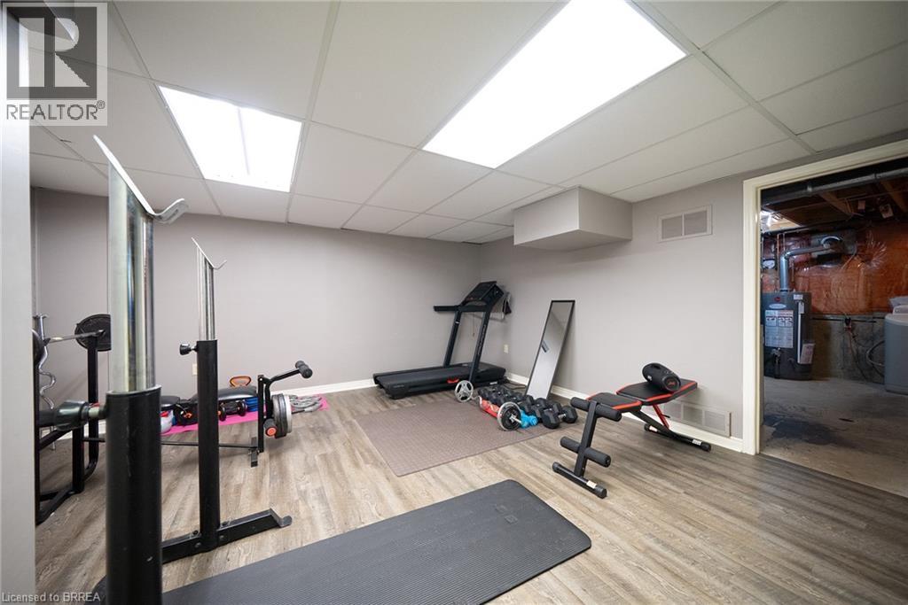 20 Hogarth Road, Brantford, ON - Indoor Photo Showing Gym Room