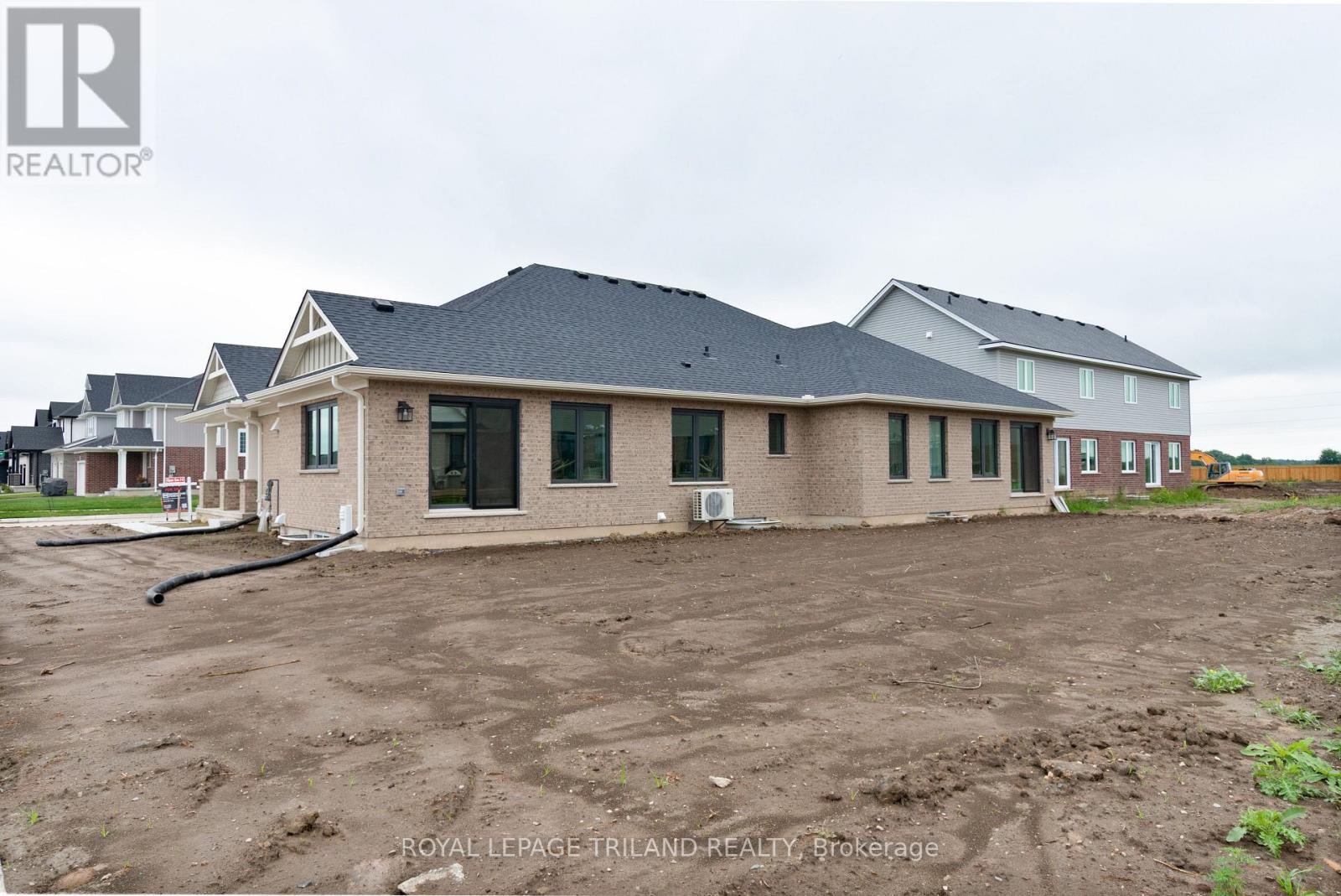 71 Harrow Lane, St. Thomas, ON - Outdoor