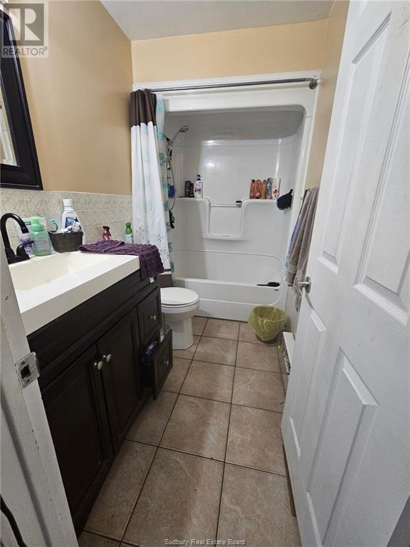 2-7 Ontario Drive, Spanish, ON - Indoor Photo Showing Bathroom