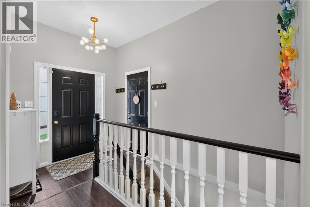 219 Shellard Lane Unit# 11, Brantford, ON - Indoor Photo Showing Other Room