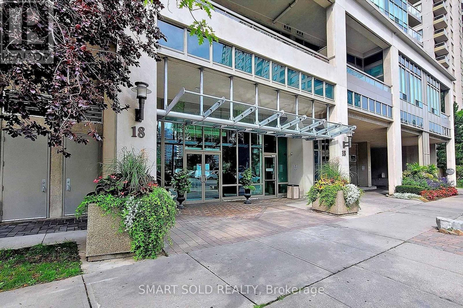 1512 - 18 Parkview Avenue, Toronto, ON - Outdoor With Facade