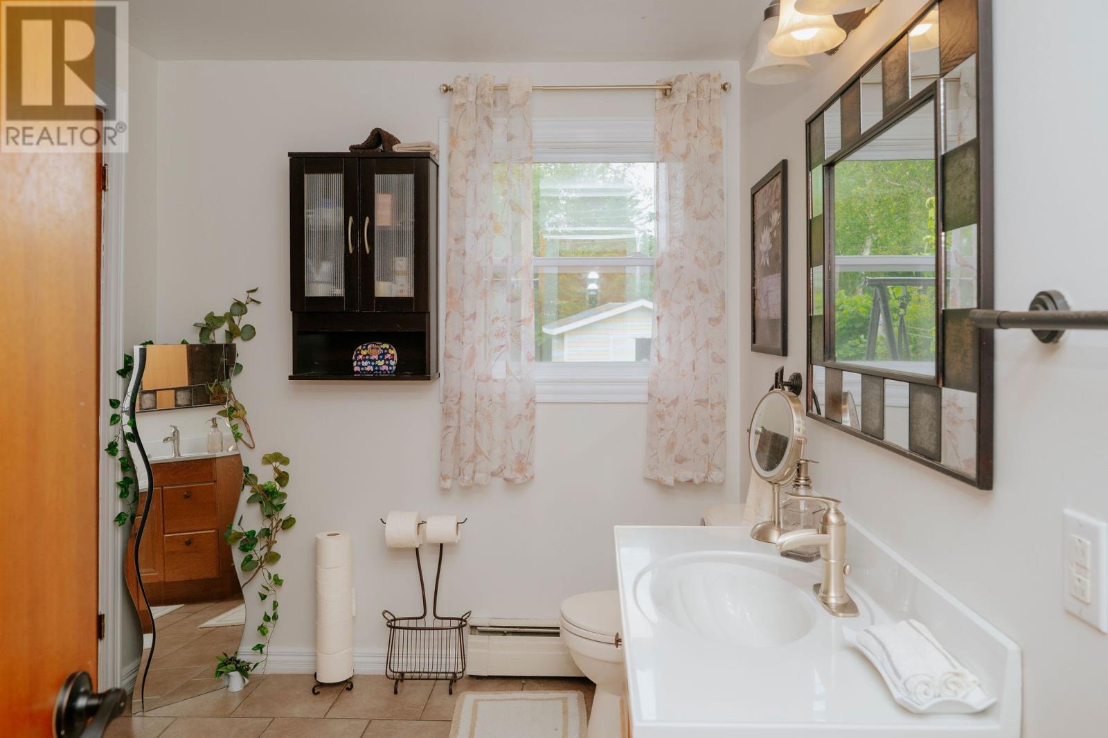 58 Byrd Avenue, Gander, NL - Indoor Photo Showing Bathroom