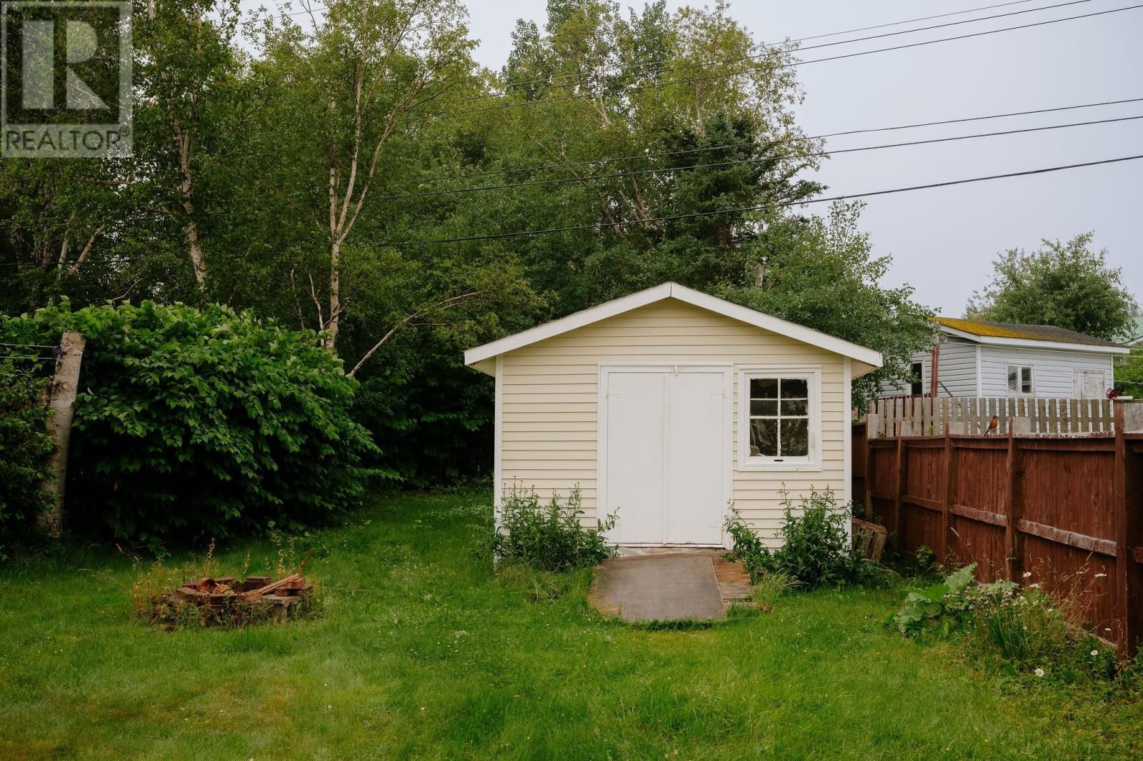 58 Byrd Avenue, Gander, NL - Outdoor