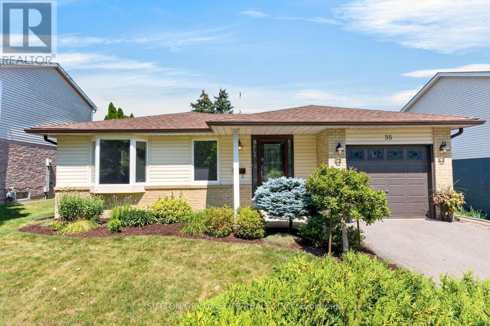 35 Mancroft Crescent, Brampton, ON - Outdoor