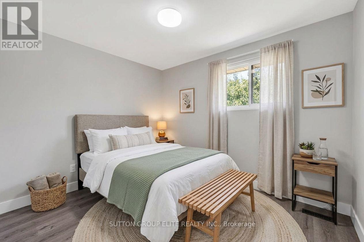 ***VIRTUALLY STAGED*** - 35 Mancroft Crescent, Brampton, ON - Indoor Photo Showing Bedroom