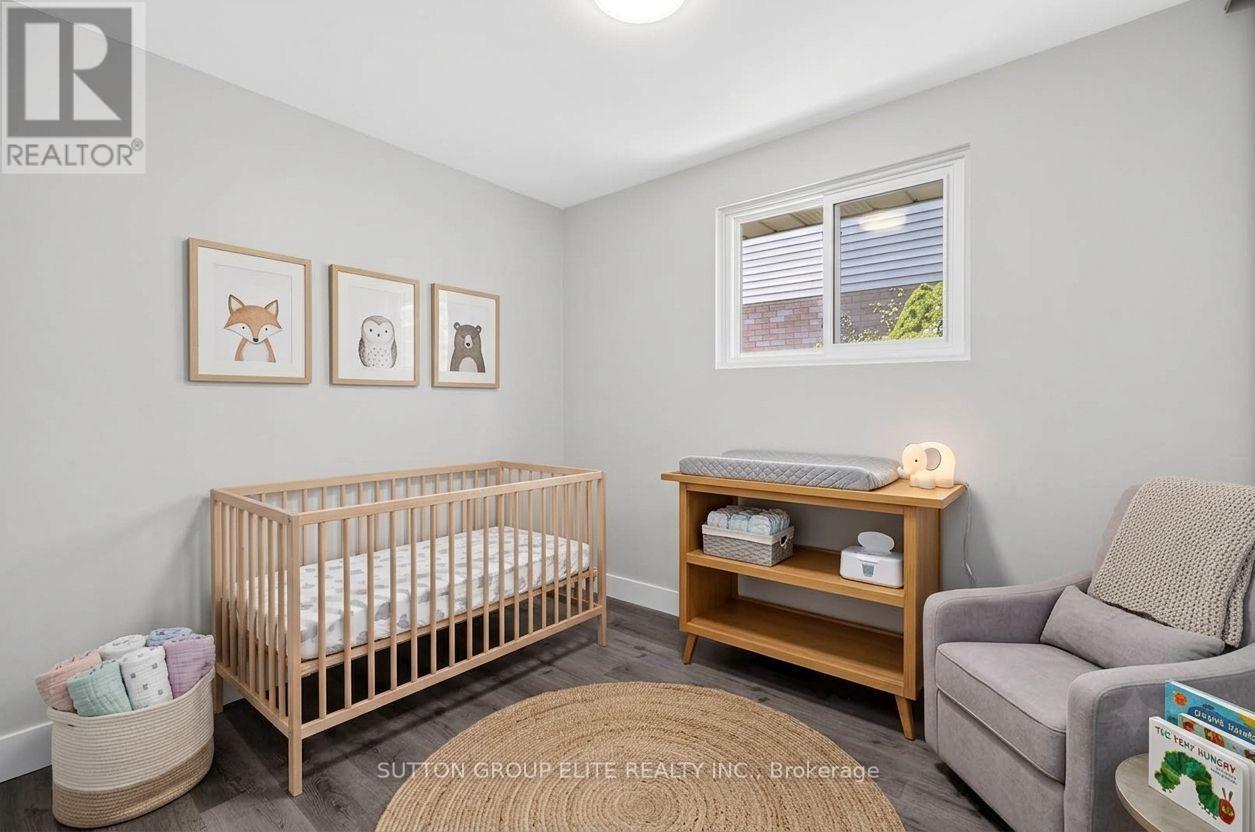 ***VIRTUALLY STAGED*** - 35 Mancroft Crescent, Brampton, ON - Indoor Photo Showing Bedroom