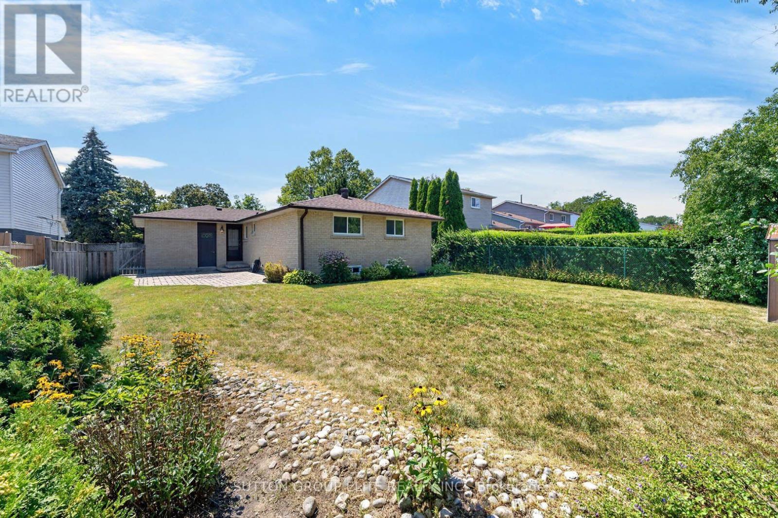 35 Mancroft Crescent, Brampton, ON - Outdoor