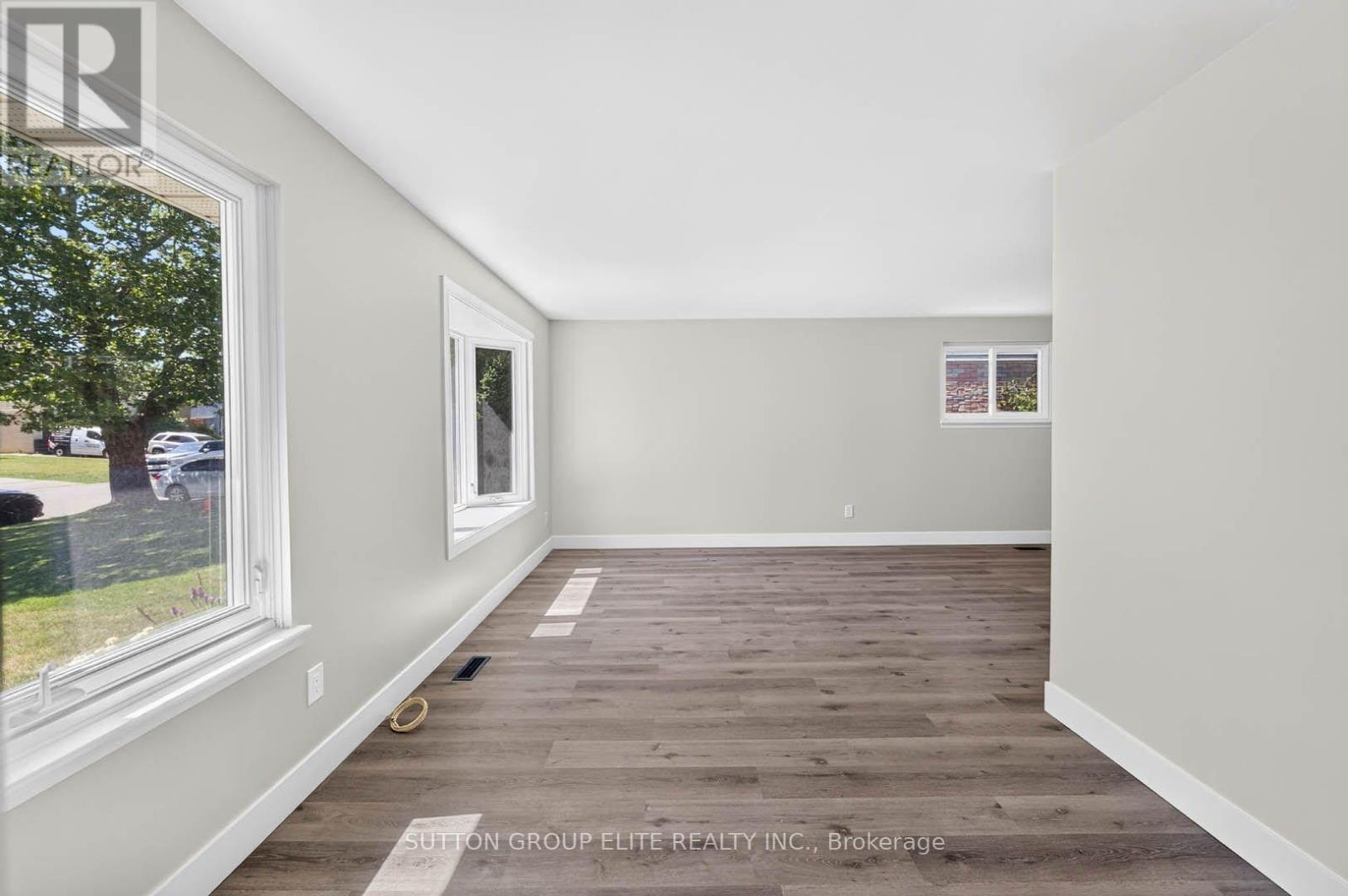 35 Mancroft Crescent, Brampton, ON - Indoor Photo Showing Other Room
