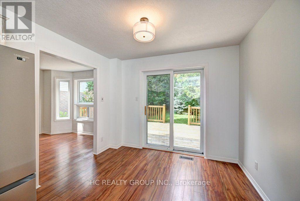 271 Resurrection Drive, Kitchener, ON - Indoor Photo Showing Other Room
